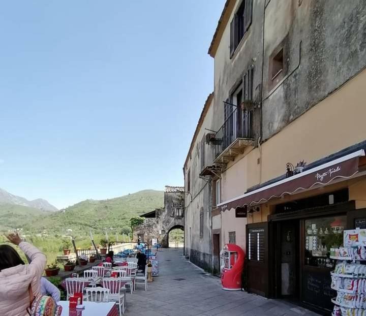 La Casa Nel Borgo Lägenhet SantʼAgata deʼ Goti Exteriör bild